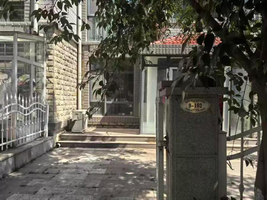 东营区 东营市沂河路206号明月豪庭9号楼-102