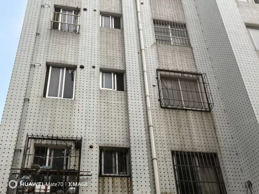 东营区 胶州路510号5幢1单元301