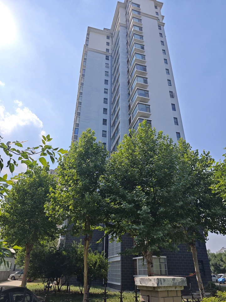 广饶县 东营市广饶县金岭水岸华庭小区65#楼1单元603室房产一处及附属储藏室